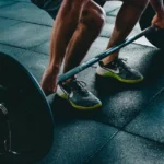 Banded good morning: hamstrings en onderrug trainen